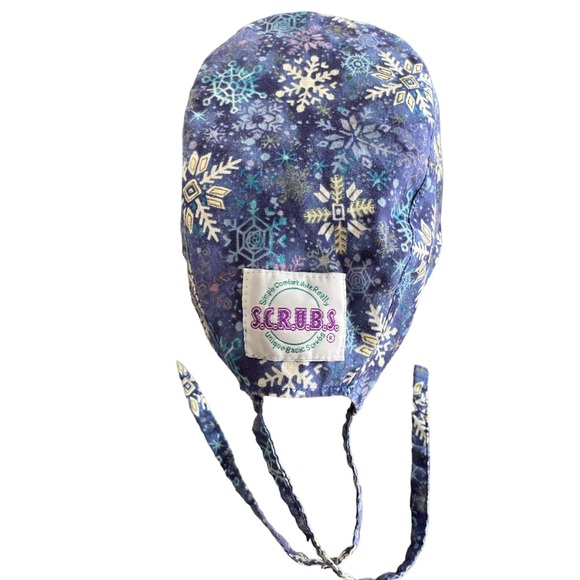 S.C.R.U.B.S. Snowflakes Scrub Hat - Picture 1 of 5